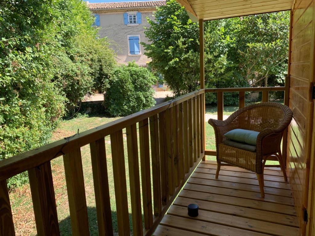 La Magnanerie Lägenhet Grillon Exteriör bild